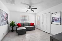 Sleek 2-Bed 1-Bath Home Near Fort Bliss - Chambres d'hôtes El Paso