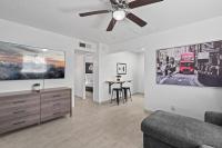 Sleek 2-Bed 1-Bath Home Near Fort Bliss - Chambres d'hôtes El Paso