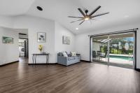 Spacious Golf Course Home with Pool Sleep 12 - Chambres d'hôtes Rotonda West