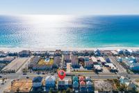 3-Min Walk to the Beach! Private Hot Tub & Patio - B&B Panama City Beach
