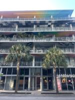 Wynwood Art Loft with Huge Balcony and gated parking - Ferienwohnung Miami