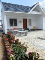 Magizhil Villa - B&B Udhagamandalam