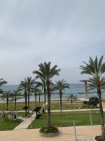 Casa Milla Apartment mit großer Terrasse Meerblick direkt am Meer - B&B Chloraka