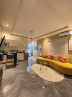 Apartment with City View