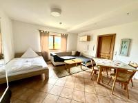Apartment mit 2 Schlafzimmern und Gartenblick