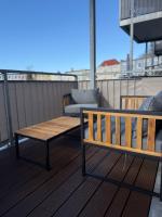Rubys Hochwertiges Apartment Citynah Balkon Parkplatz - Ferienwohnung Rostock