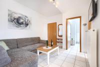 Appartamento con 2 Camere da Letto e Balcone