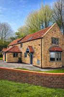 Luxury 4BR Executive Lodge with 4 Private Suites and Private Parking - Ferienwohnung Kingston upon Hull