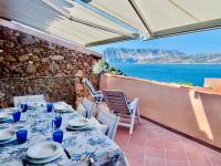 Punta Est - Trilo LAVANDA Terrazza & Piscina - B&B Capo Coda Cavallo