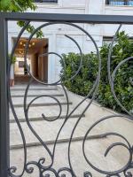 Unique Premium Penthouse with Spa and Garage in Dedinje - B&B Belgrado