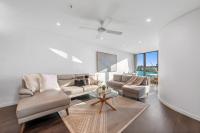 One Sky Residence - Sleep 6 - Pools Cinema Sauna Gym FREE Parking - B&B Brisbane