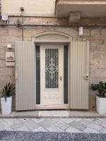 Rosa d'Incanto - B&B Trani