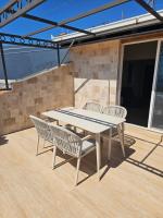 Sea view apartment Ostojic - B&B Ulcinj
