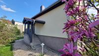 Luxuriös modernisiertes Ferienhaus in See- und Stadtnähe - Ferienwohnung Leipzig
