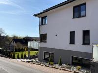 Moderne Ferienwohnung mit Blick ins Grüne - B&B Nieste