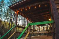 Oh Deer - Studio Wooded Twin Cabin, Hot Tub, TV & Wifi - B&B Sevierville