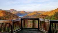 PEARLY GATES Cabin - the BEST VIEWS in the Smokies wifi hot tub - Ferienwohnung Sevierville