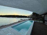NEW Luxury Feel Good House by the Sea - B&B Ždrelac
