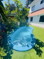 Gran Casa, Con Piscina, Estacionamiento y Vista al Mar - B&B Concón