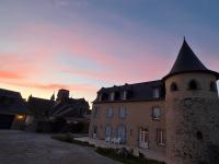 Chambre Privée La Valette avec salle de bain - Ferienwohnung Domagné