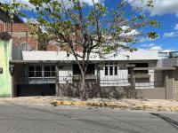 Casa Flor - 250m da praça de eventos, com garagem - B&B Garanhuns