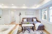 Contemporary Comfort 2BR Kitchener Escape - B&B Kitchener