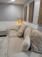 Cozy 2br Stay 15 Min to Downtown Chicago - B&B Cícero