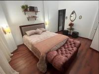 HABITACION MODERNA CON PARQUEO y WIFI - B&B Ambato