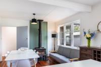 Central Taupo Getaway by Aotearoa Escapes - B&B Taupo