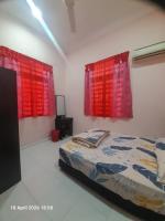 Jaya's Homestay - B&B Simpang Empat