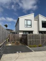 Modern 2 Bedroom Townhouse with Gated and Parking - Ferienwohnung Auckland