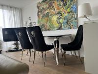 Deluxe Penthouse Apartment with large terrace