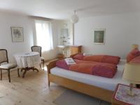 Tweepersoonskamer met Gedeelde Badkamer