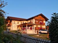 Pension- Appartement Kristall - Chambres d'hôtes Tröpolach