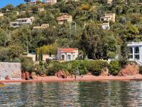 La flémmardière dans une crique paradisiaque - B&B Saint-Raphaël