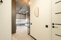 12-131b Yaroslaviv Grad, Bulvarno Kudriavska 17, Kyiv centre, Golden Gate metro nearby, panoramic city view, 15 kW backup power, Petrovdom Apartment - Chambres d'hôtes Kiev