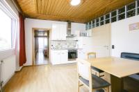 Premier Appartement met 2 Slaapkamers en Uitzicht op het Meer