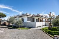Mediterranean Retreat - Villa & Private Garden - B&B Torvaianica