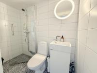 Studio apartment, Beach 400 m, Patio & BBQ - B&B Glommen