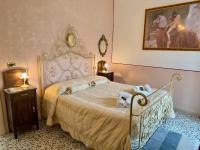 Suite Apartment Mandorlo - B&B Volterra