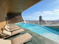 27th Top Floor Designer Apartment In Mercury Tower With Pool By Stays Uniq - B&B San Julián