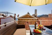 Westcoast Kalkan Suites 2-bedroom Townhouse located heart of Kalkan Old Town - B&B Kalkan