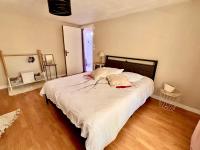 Appartement entrée privative, terrasse et jardin - Chambres d’hôtes Châtillon-sur-Indre