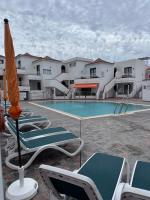 Cozy 1bd apartment - Bed and Breakfast Los Cristianos