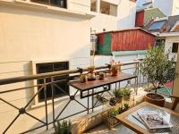 tg02 căn hộ rộng rãi có bancol tại Hà Nội - B&B Hanoi