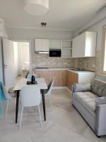 Apartment with Sea View and Swimming Pool Access