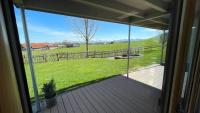 Modernes Apartment mit Bergpanorama & Terrasse - Ferienwohnung Unterthingau