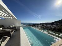Marae Home - Dream Holidays Private Pool with Brea - B&B Benalmádena