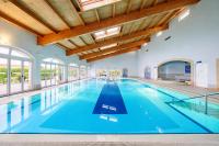 Oasis Parque Ground Floor Apartment with Pools, Jacuzzi & Tennis Portimao - B&B Portimão