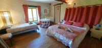 Dreibettzimmer mit Badewanne